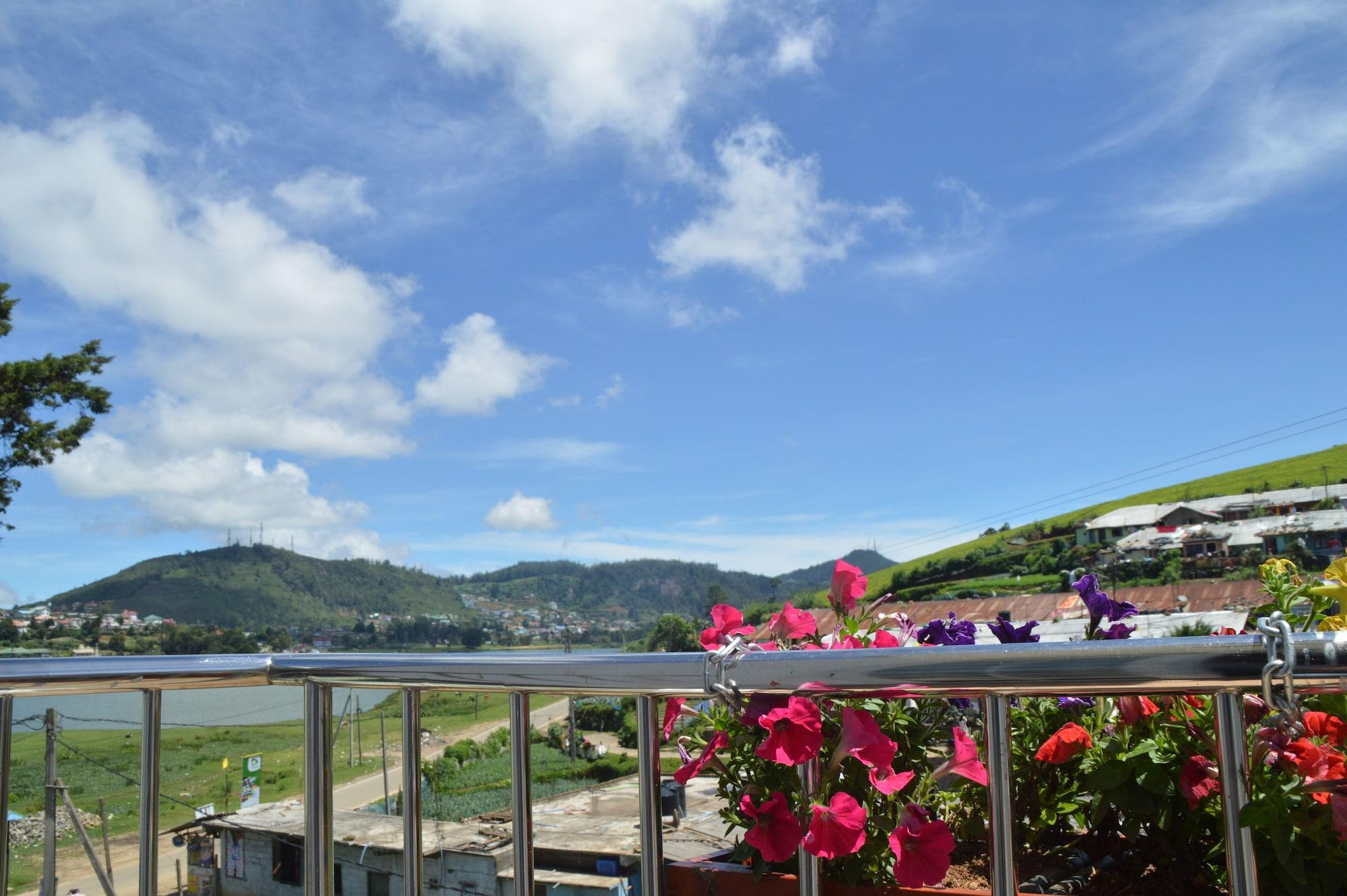 Hotel Royal Hills Nuwara Eliya Exterior foto