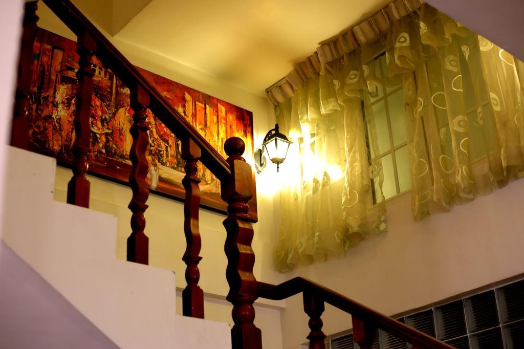 Hotel Royal Hills Nuwara Eliya Exterior foto